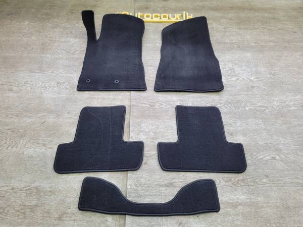 Велюровые коврики в салон Ford Mustang 5 Restyle (2010-2014) 